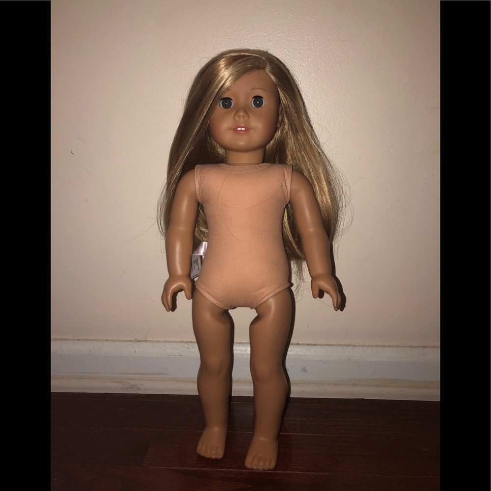 American Girl “Isabelle” (2014)